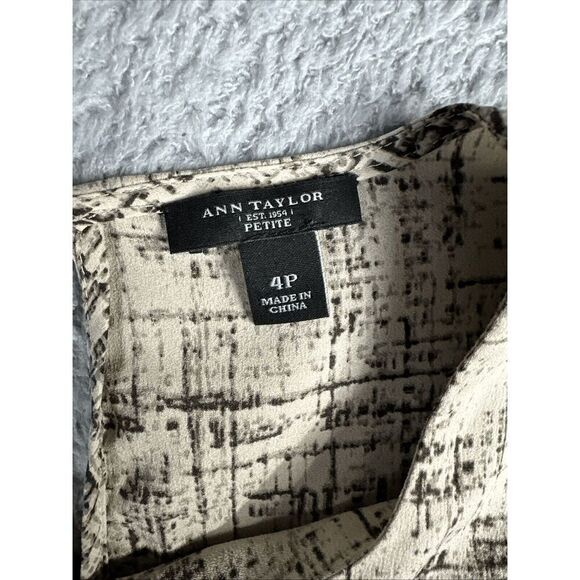 Ann Taylor Women's Mature Officewear Sleeveless Flutter Blouse 4P Beige Brown - Picture 5 of 11